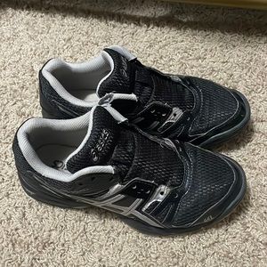 Asics volleyball shoes
